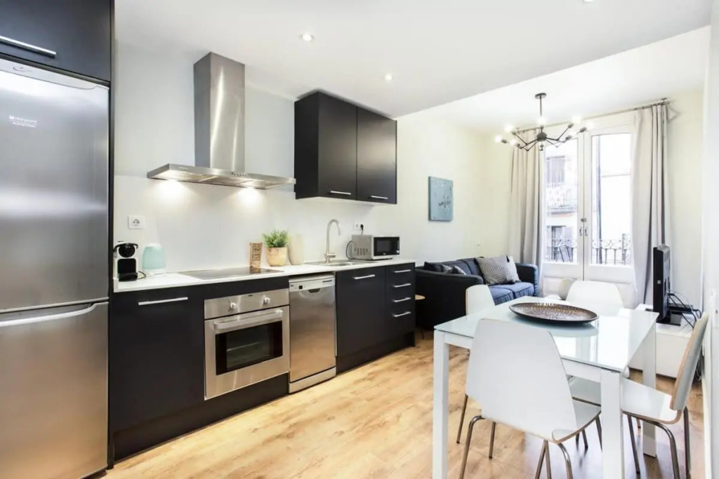 Bright and modern 2bedroom in Las Ramblas 2 1A