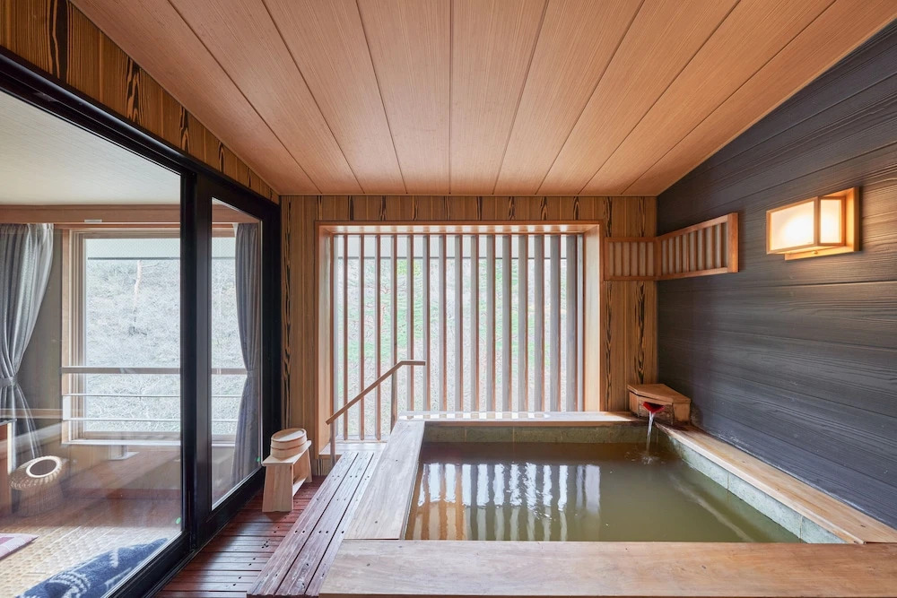 Nikko Garden Hotel