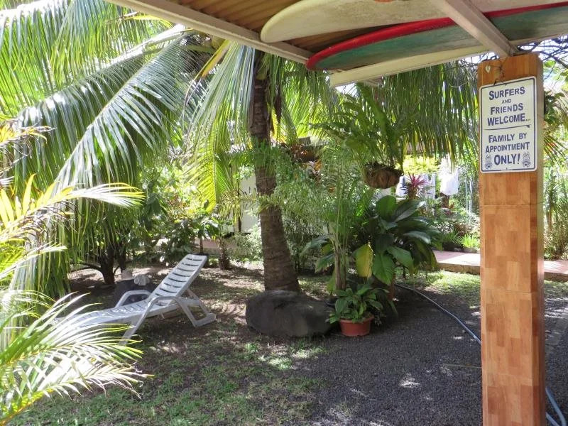 Taharuu Surf Lodge