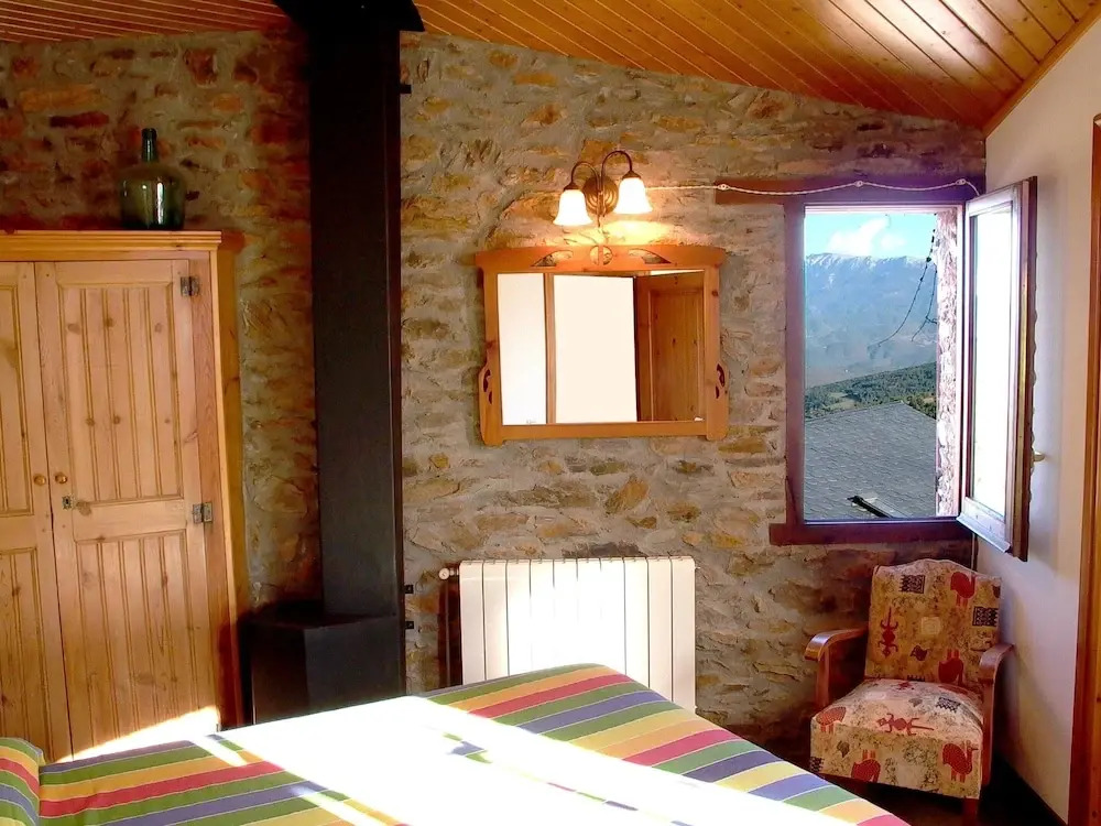 House With 3 Bedrooms in Turbiàs, With Wonderful Mountain View, Furnis