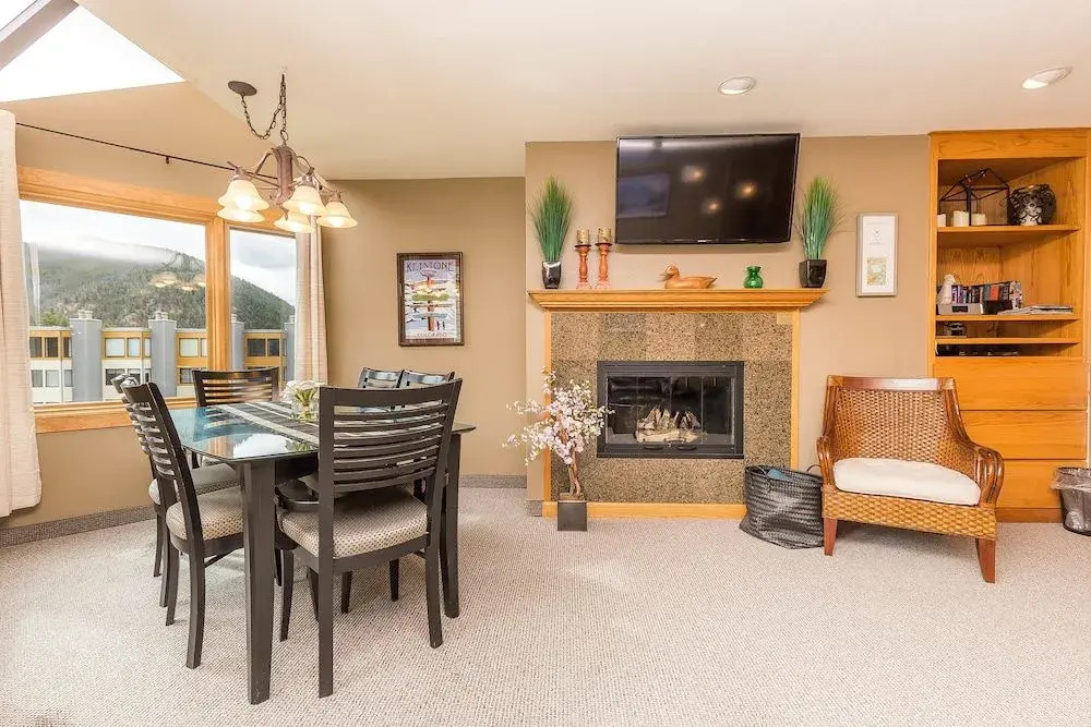 Lakeside #1493 - Studio Br Condo