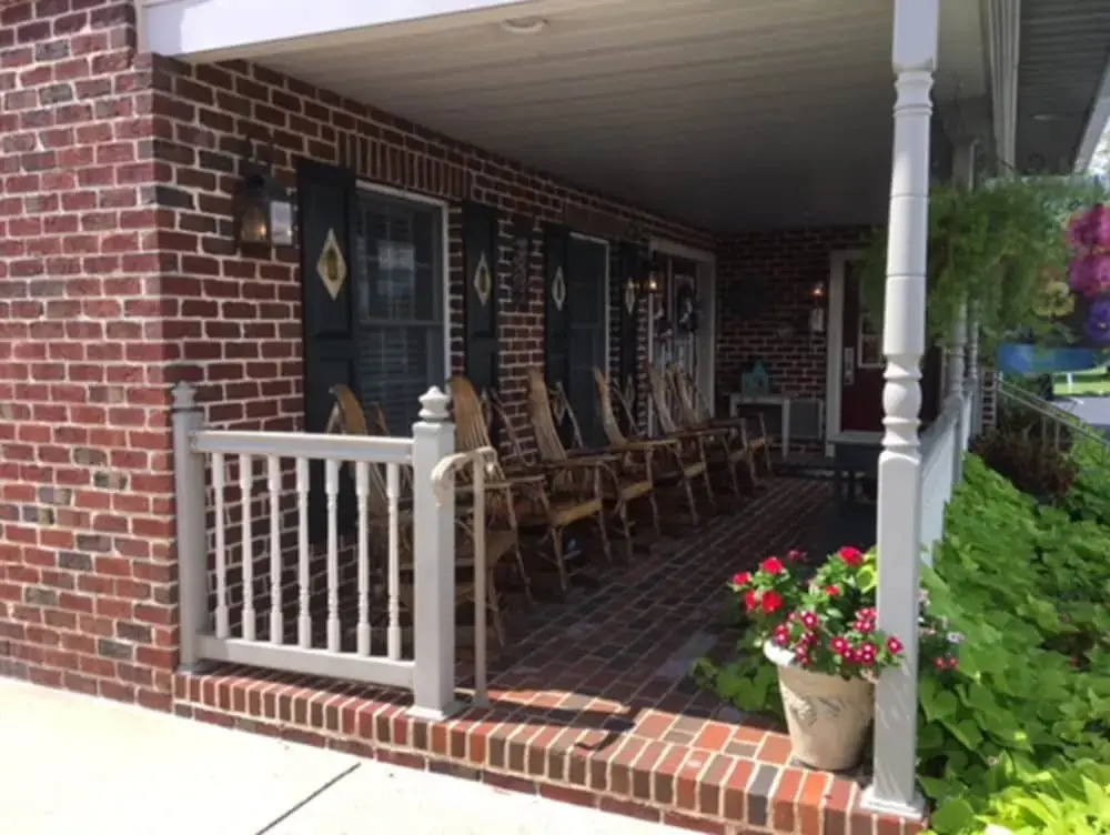 Country Living Inn