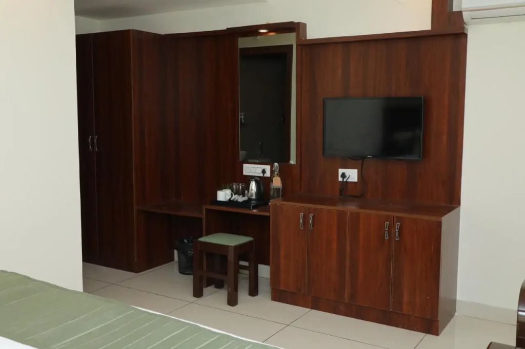 Earth Hotels