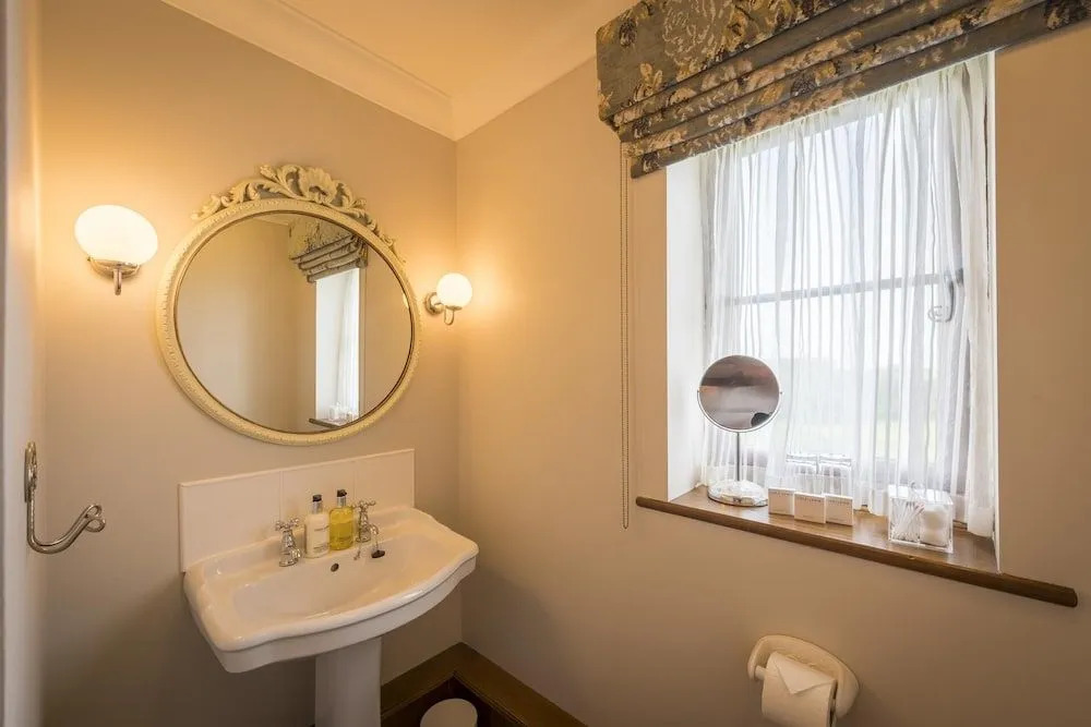 Copps Castle B&B