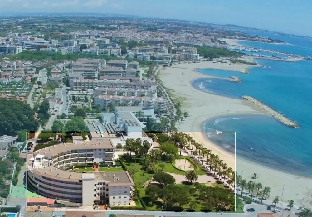Apartamento Vista a la Piscina Para 6 Personas en Cambrils