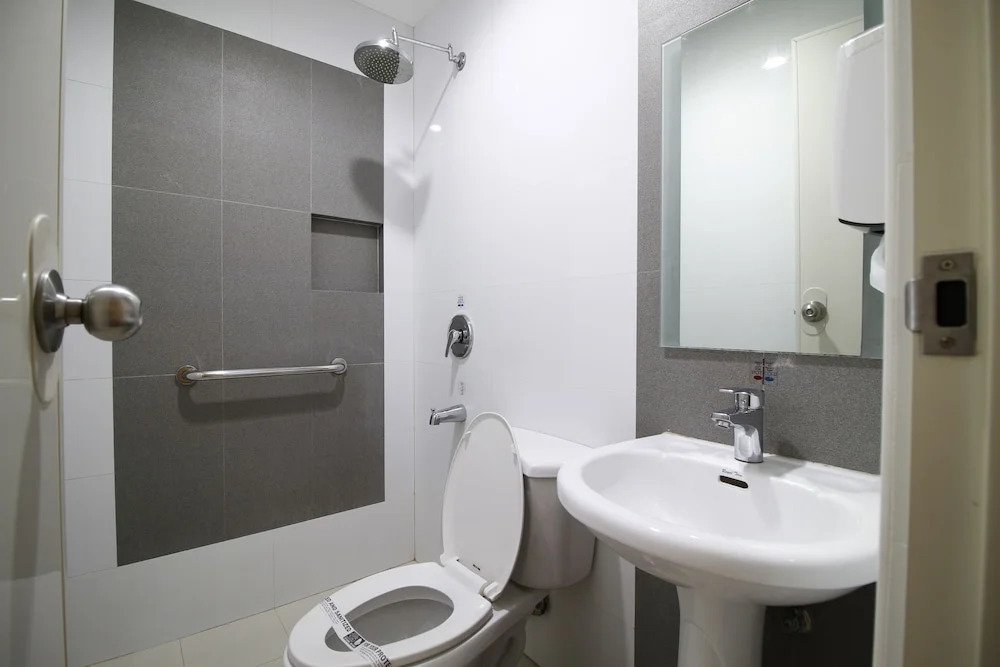 Hotel Sogo Alabang South Road