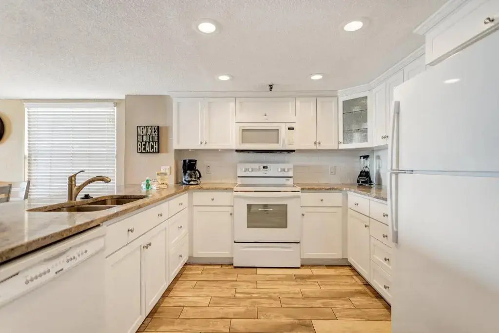 212 Beach Place Condos
