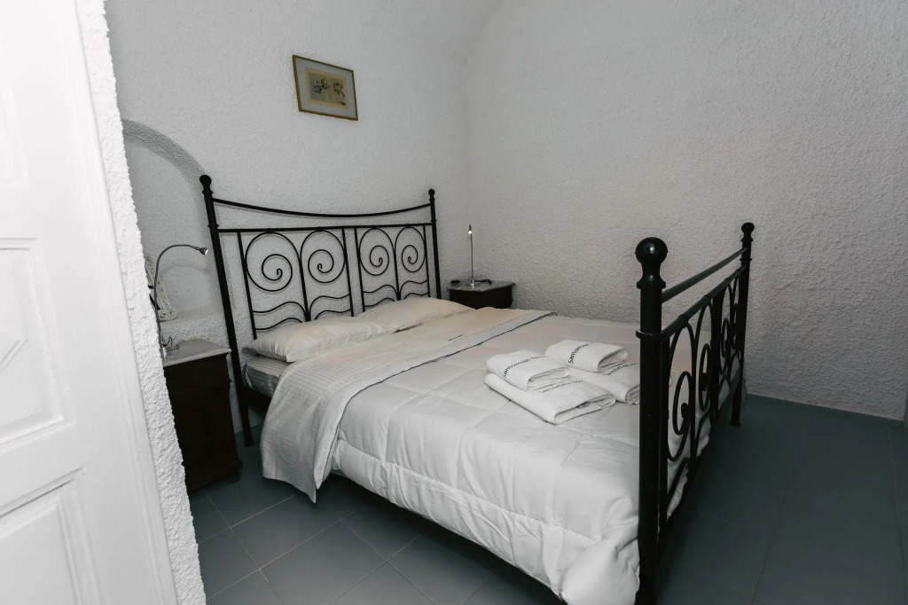 Santoimage house