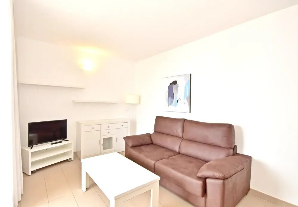 Apartment with One Bedroom in Benidorm, with Wonderful City View, Pool Access And Terrace - 900 M From the Beach