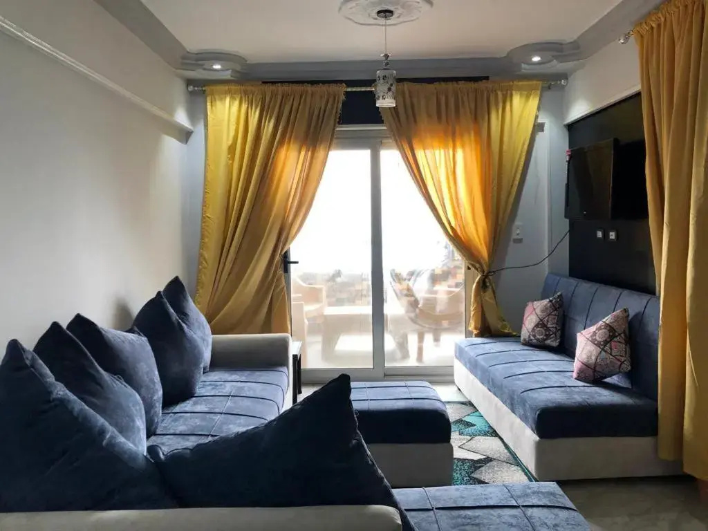 Family Condo with Panoramic Sea View 2