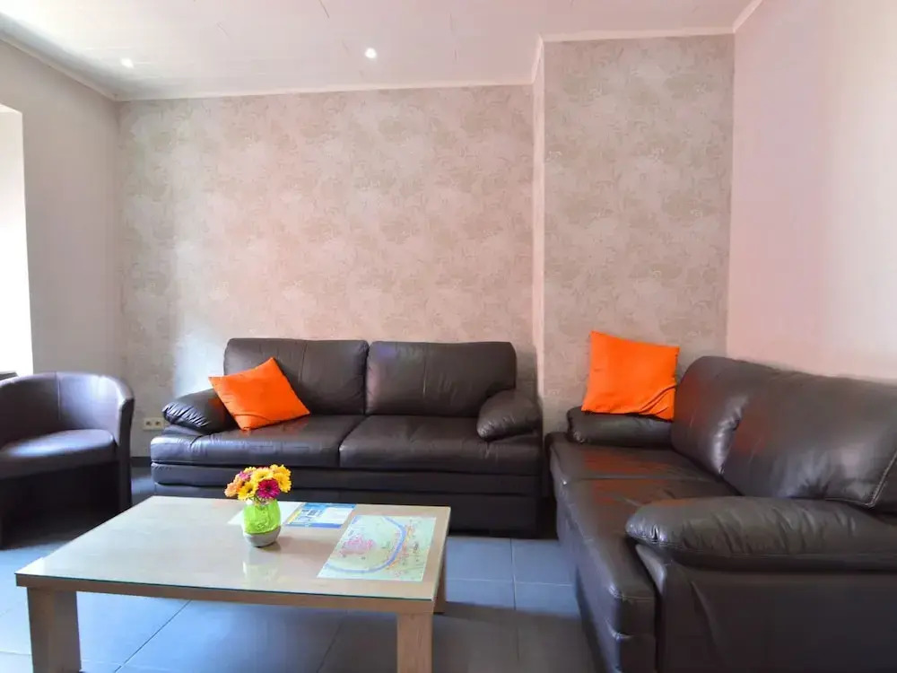 Lovely Modern Apartment, Near the Mosel, Shops and Restaurants
