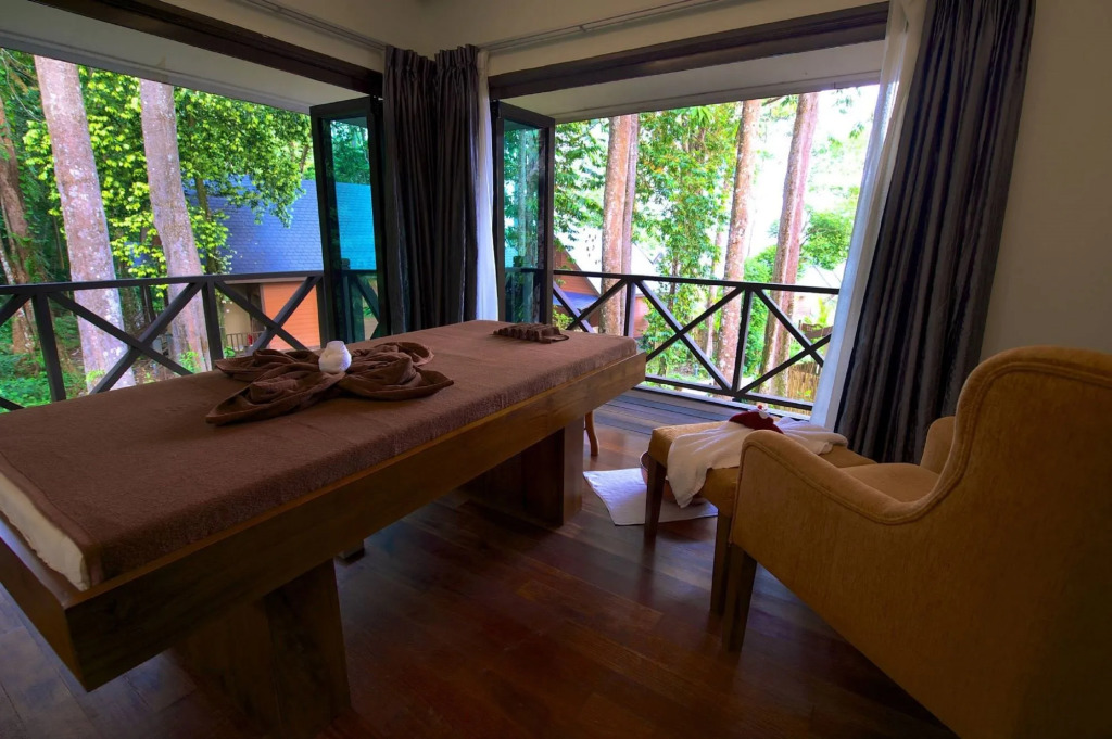 Tunamaya Beach & Spa Resort Tioman Island