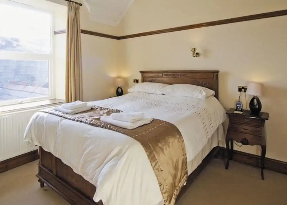 Lovely Large home 10 Minute Walk to Barmouth Beach