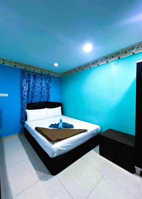 New Wave Hotel Seri Kembangan