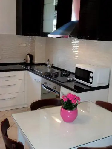Apartment A&T