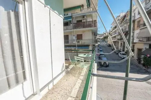 Bright apt in the heart of Athens