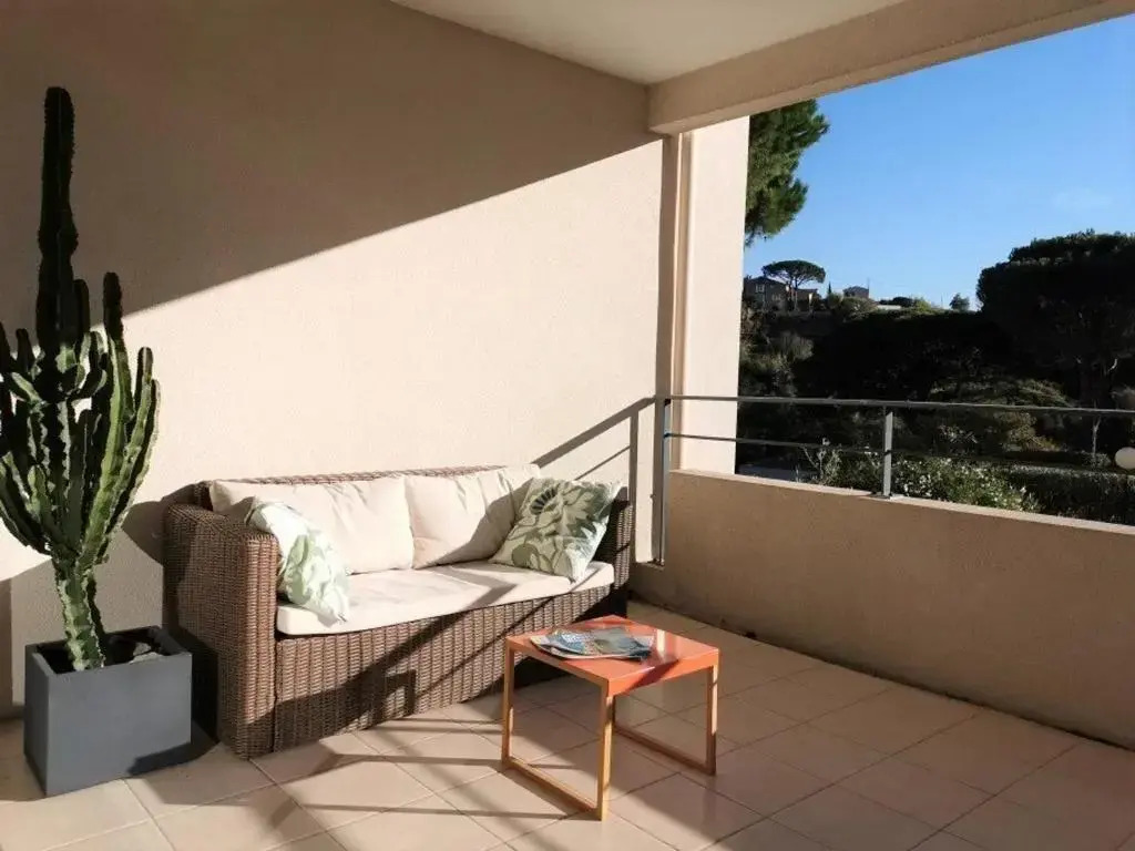 Appartement Cannes la Bocca, 2 pièces, 4 personnes - FR-1-609-14