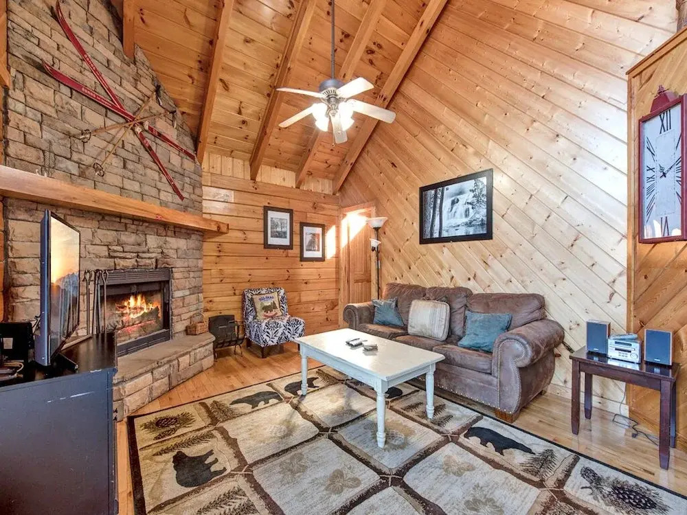 Irish Blessings 1 Bedroom Home with Hot Tub