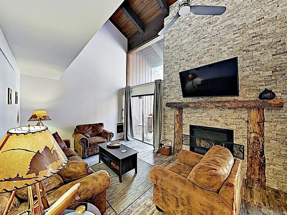 New Listing! Chic W/ Pool & Ski Back Trail 1 Bedroom Condo