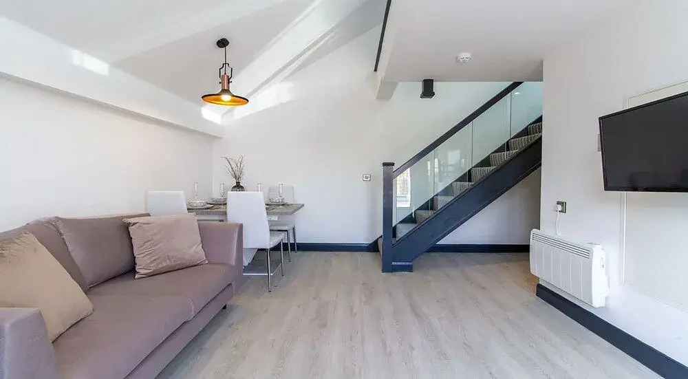 33 Parkside Coventry by Payman Club