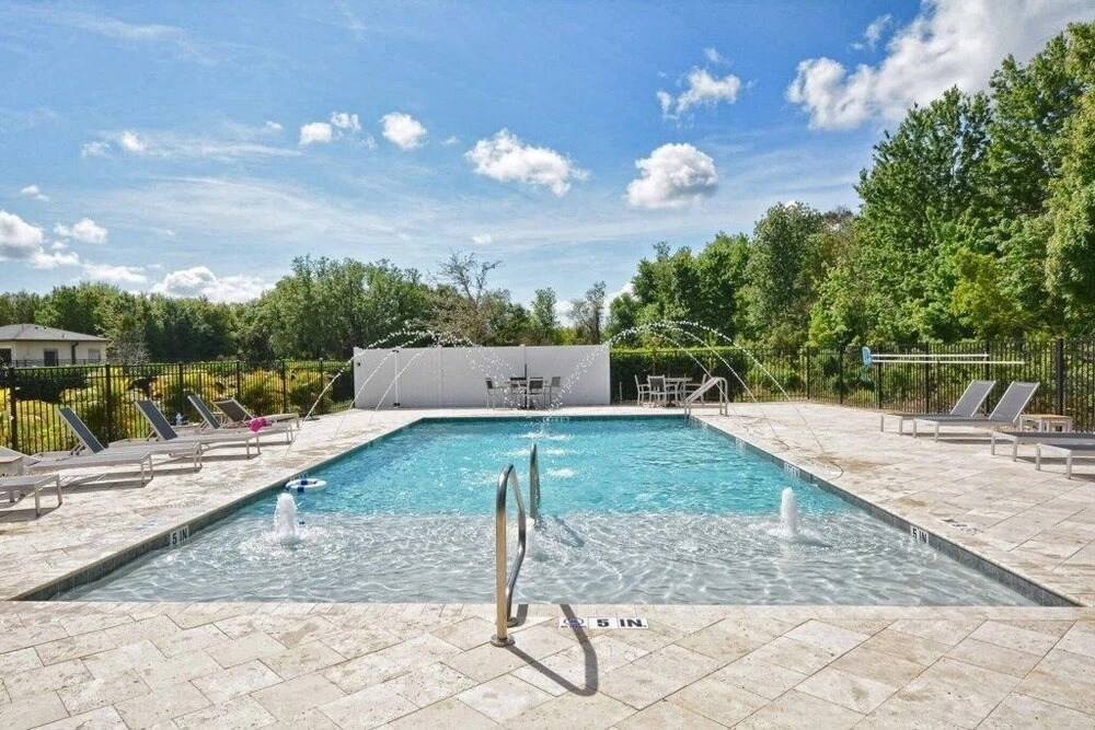 Lereve - 4 Bedrooms w Splashpool -1206lrr 4 Townhouse by Redawning