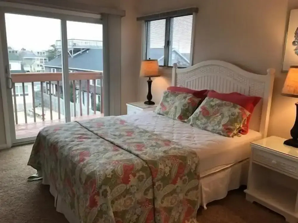 THE Perch 14