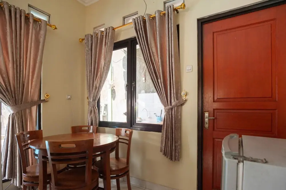 Urbanview Resort Syariah Khansa Cisarua Puncak by RedDoorz