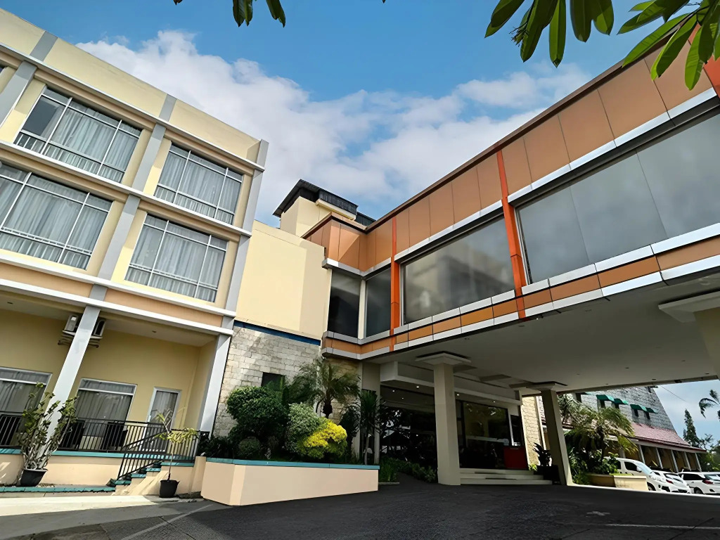 Parkside Mandarin Hotel Pekalongan