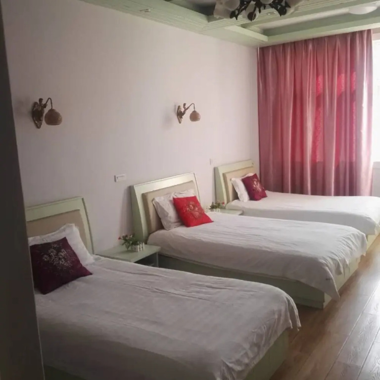 Tongcheng Hotel