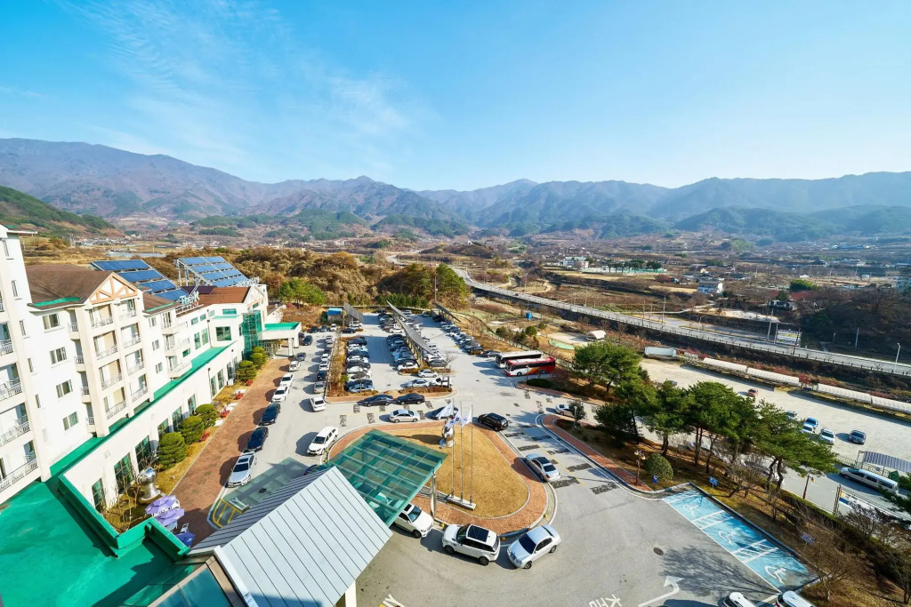 Muan Hotel The K