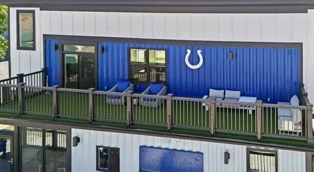 Stadium Container Club House
