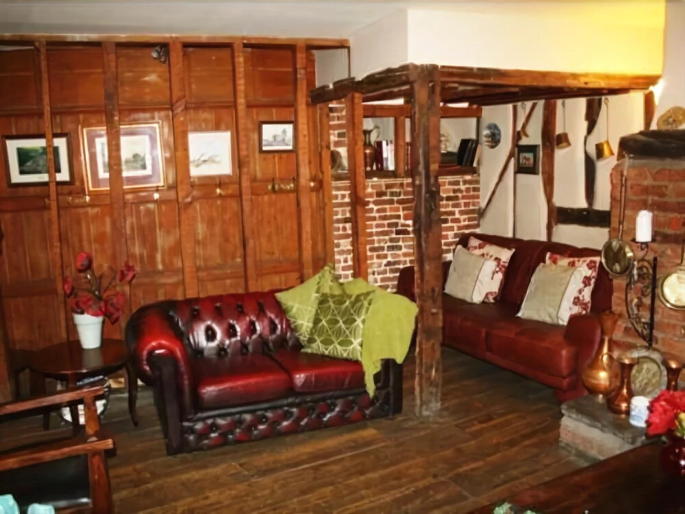Queenshead Inn