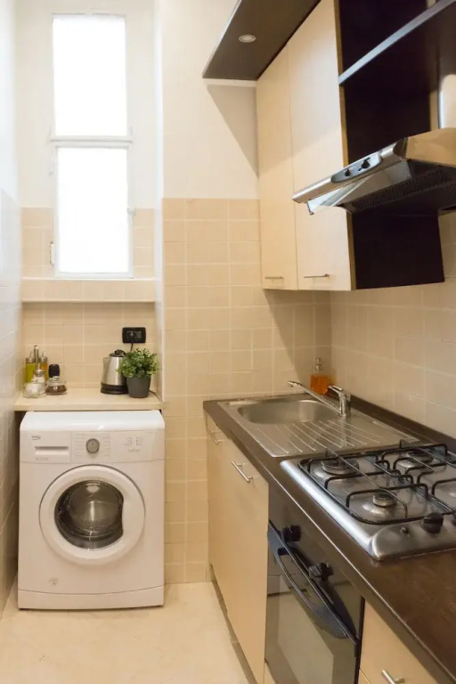 Sweet 2 Bedrooms Home in Milan Center