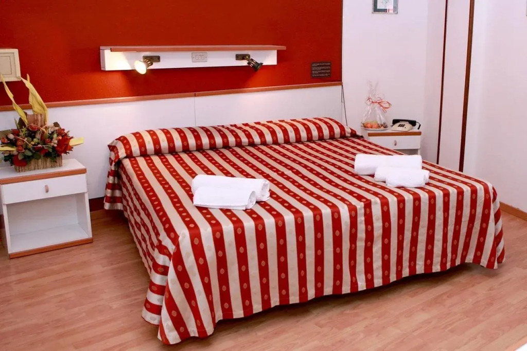 Hotel American