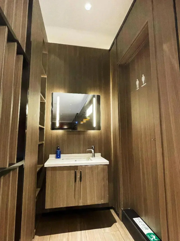 Hanting Hotel Qingdao Chengyang Wanda Plaza store