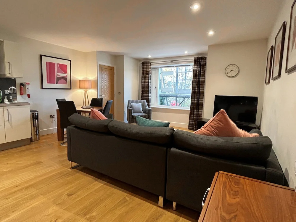 Your Space Apartments - The Hamiltons