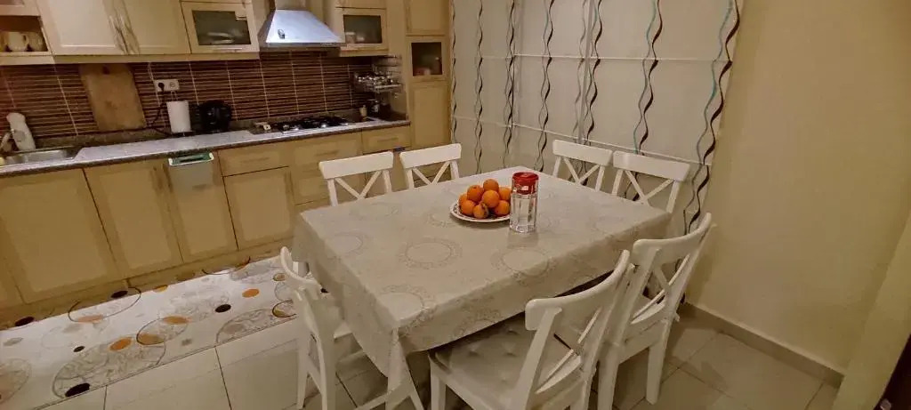 Spacious suite close to the beach