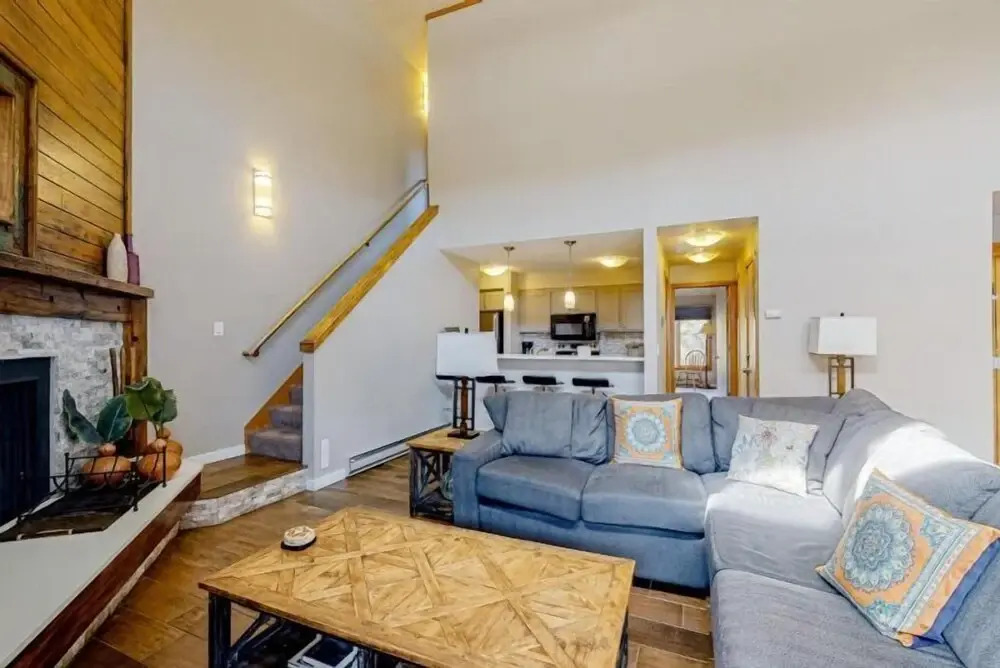 2 Bedroom Montezuma Condo At Lakeside Village - Shuttle To Slopes