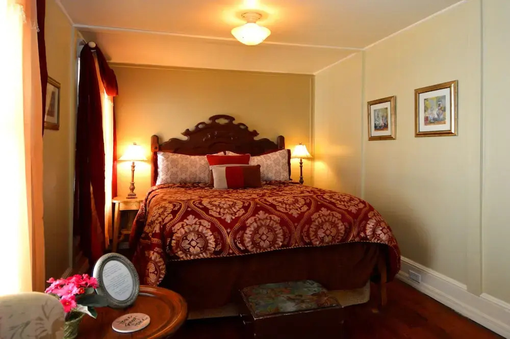 Saragossa Inn