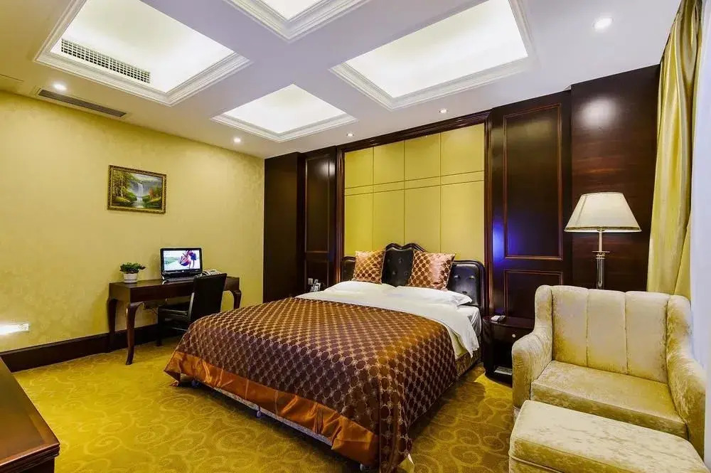 Aston Boutique Hotel