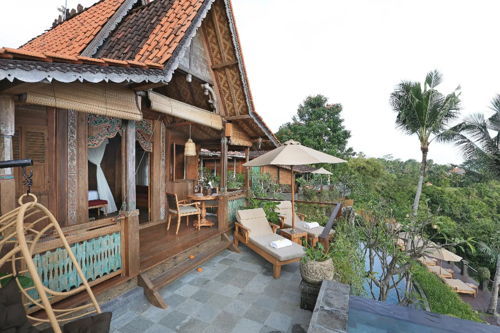 Pramana Watu Kurung