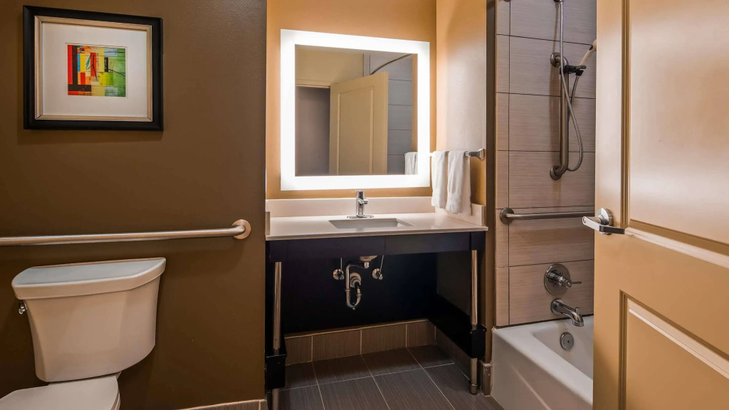 Best Western Plus University Inn