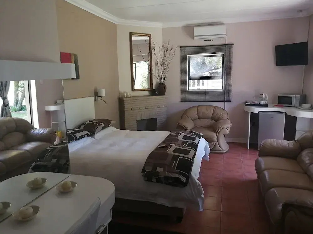 Easy Inn Guesthouse