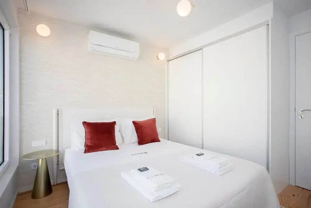 Liiiving in Porto-modern Glam Rooftop Apartment