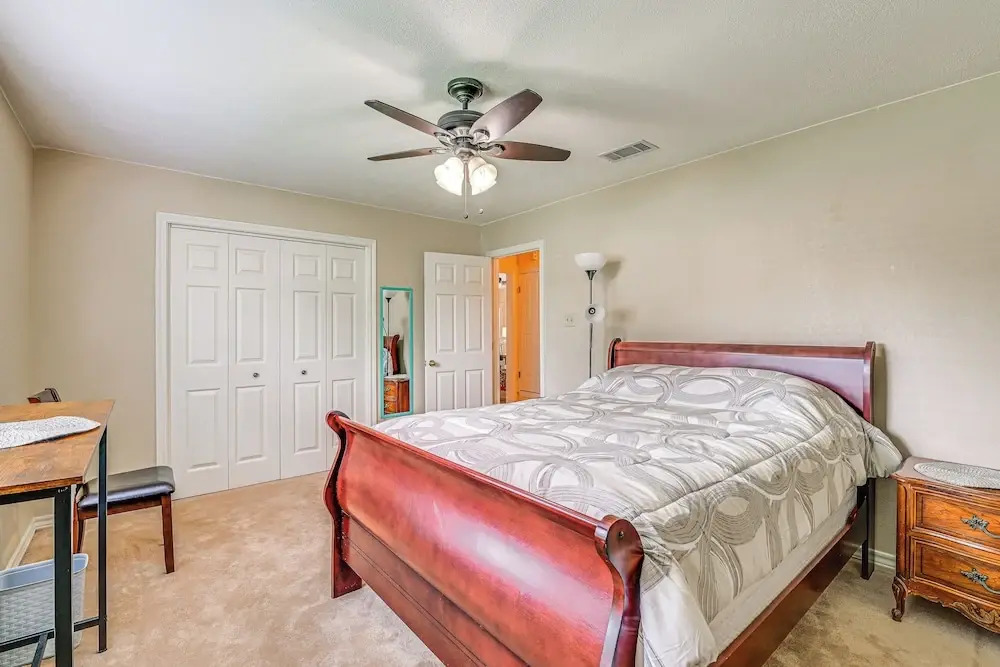 Canal-front Granbury Home w/ Dock - Dogs Welcome!