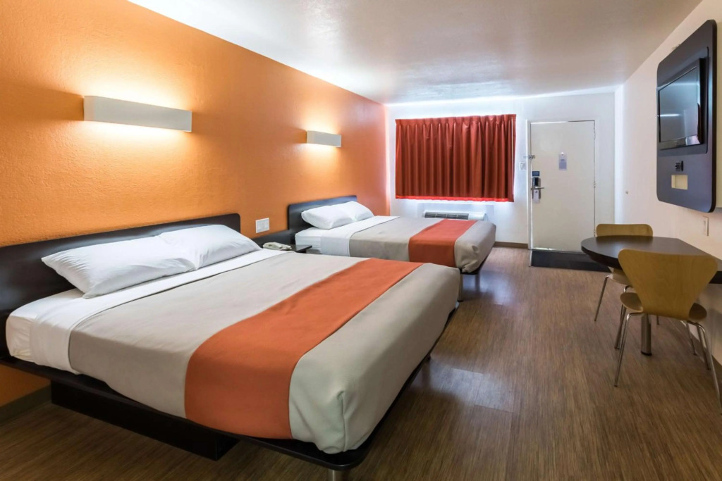 Motel 6-Stephenville, TX