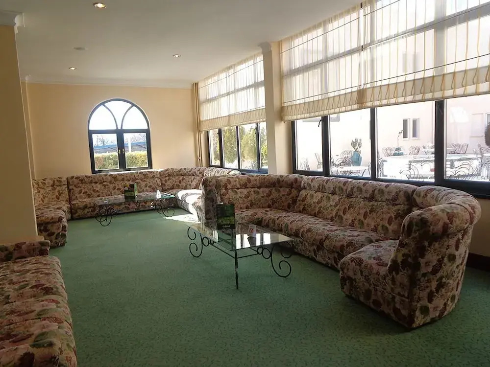 Floria Hotel