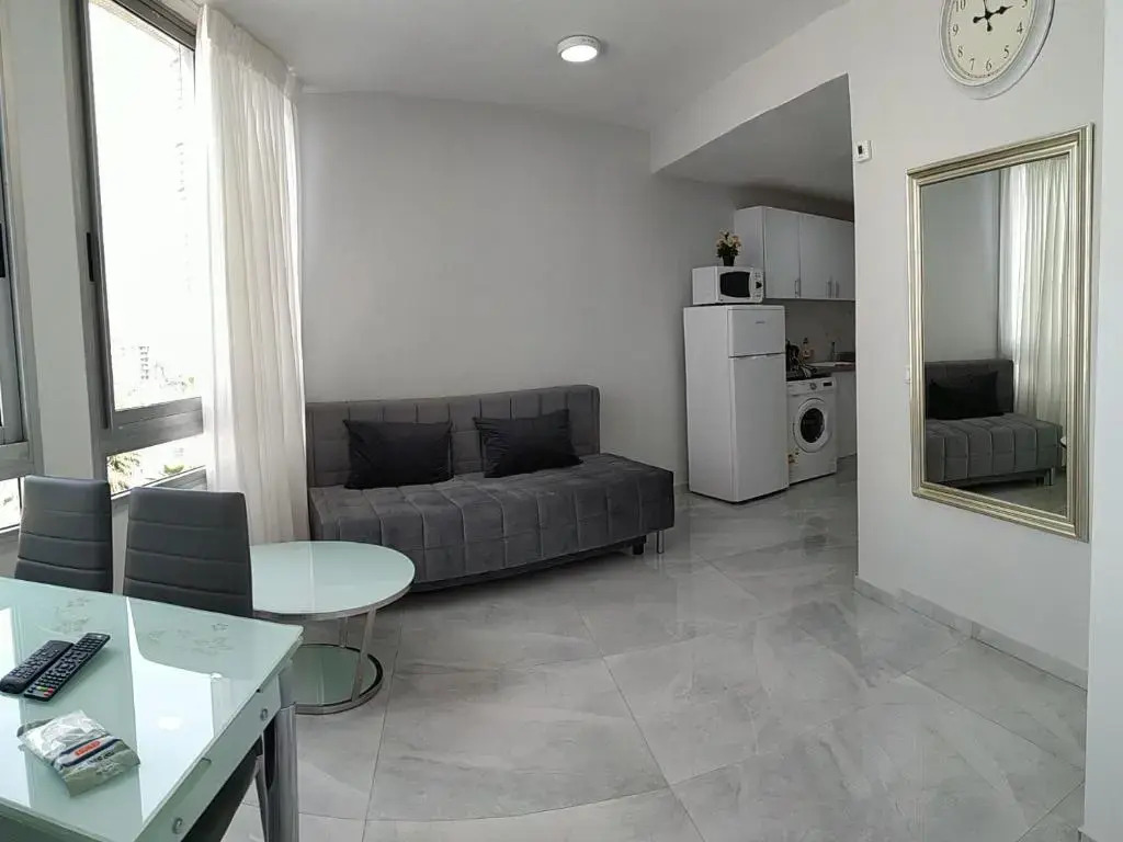 apart hotel tlv/bat yam beach front 834