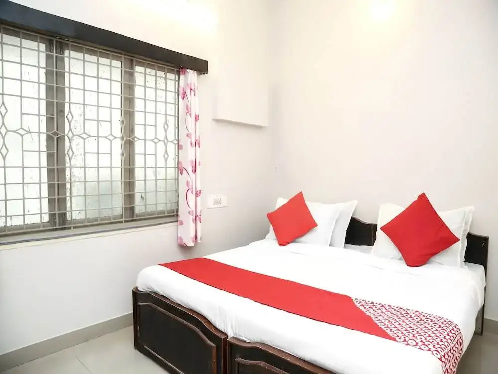 Travellers Inn By OYO Rooms