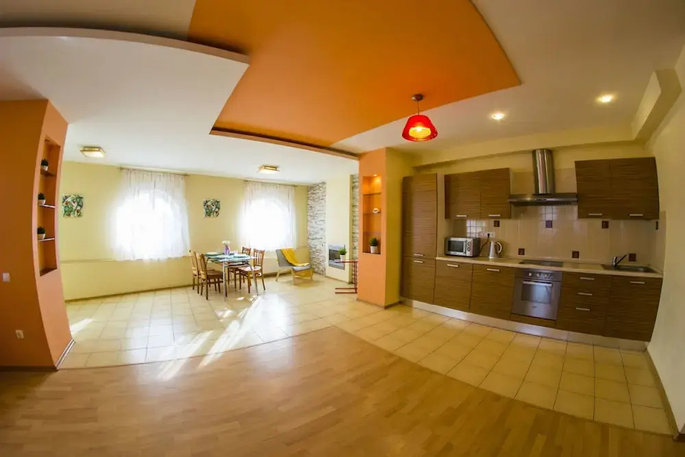 Апартаменты на ул. Декабристов, 116 / Apartments Rent-Service on str. Dekabristov, 116, f. 75